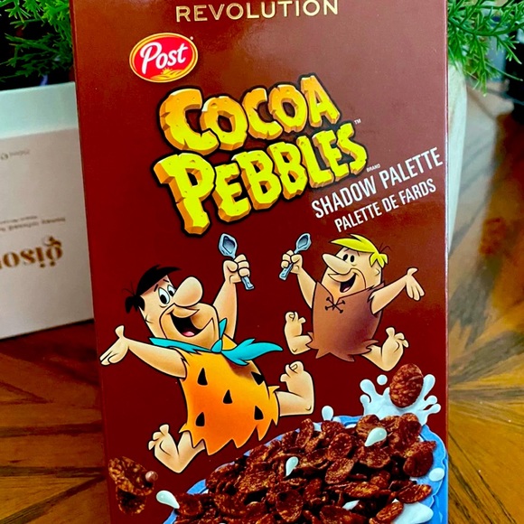 Revolution Beauty Other - Revolution Beauty Cocoa Pebbles Eyeshadow With Matching Flinstones Makeup Bag